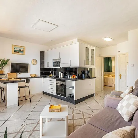 Sol Del Sur Ocean View Apartman *