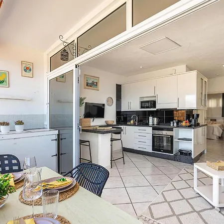 Sol Del Sur Ocean View Apartman *